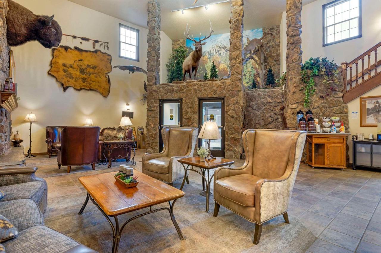 Comfort Inn & Suites Mt Rushmore Keystone Exteriör bild